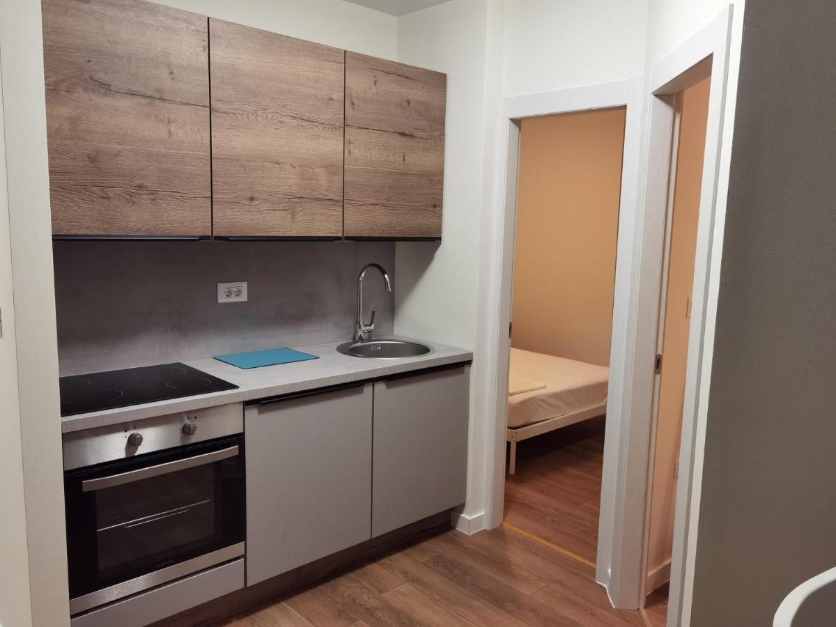 Style 2Br*** Apartment Split Exterior photo